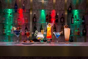 Bar (on property) - Siddhartha Hotel New Anand (Bhimdatta)
