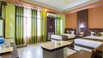 Deluxe Twin Room | Free WiFi