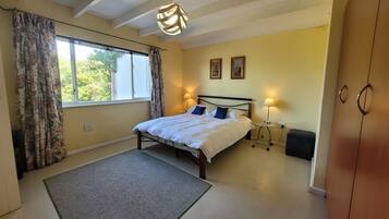 Economy Apartment, Pool Access, Garden View