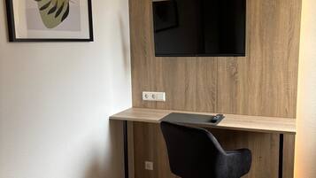 Desk, free WiFi, bed sheets