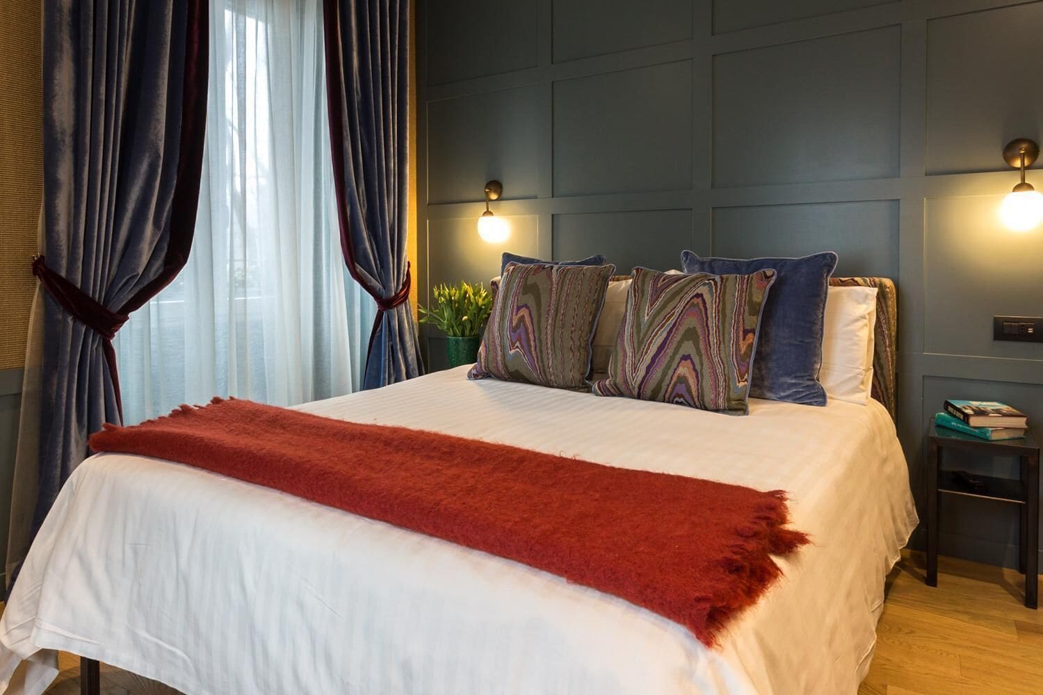 Photo - Living Suites