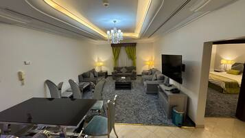 Family Suite | Living area