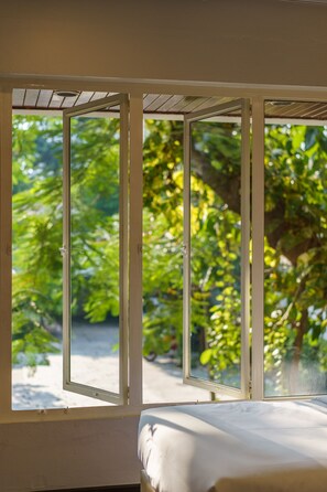 4 bedrooms, in-room safe, iron/ironing board, WiFi - ART&ZEN Entire House @SUKHUMVIT39 BTS Phrompong (wattana)