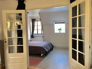 Habitación doble clásica, baño en la habitación | Ropa de cama de alta calidad y camas con pillow-top 