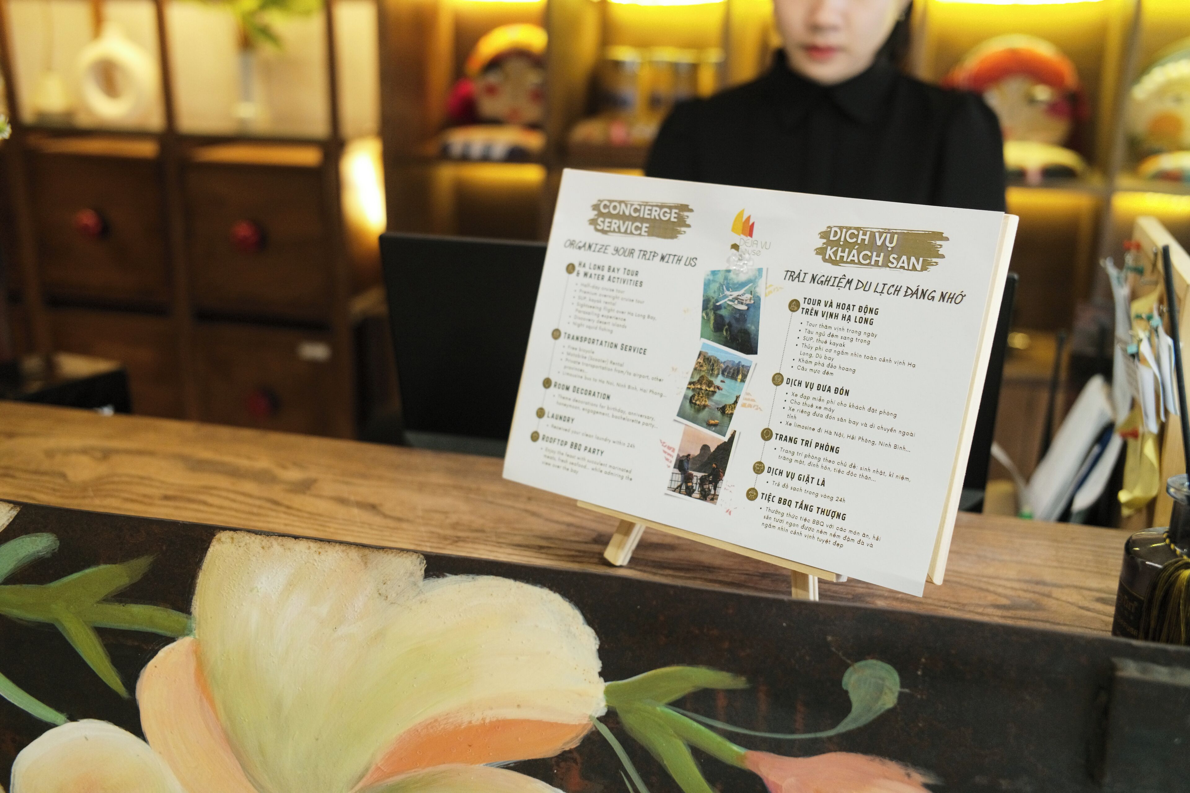 Quầy tiếp tân