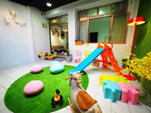 Family Apartment | Individually decorated, individually furnished, desk, blackout drapes - Through AB (Taipei)