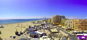 On the beach - THE PATIO APARTMENT FACING THE SEA (Canet-en-Roussillon)