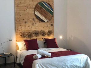 Superior-Suite, Balkon, Stadtblick (Nido) | 1 Schlafzimmer, Minibar, individuell dekoriert, individuell eingerichtet