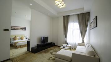 Quarto executivo | Frigobar, cofres nos quartos, escrivaninha, cortinas blackout