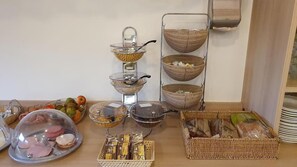 Tägliches inbegriffenes Frühstücksbuffet