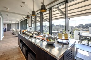 Daily buffet breakfast (DKK 119 per person)