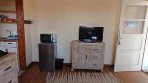 TV