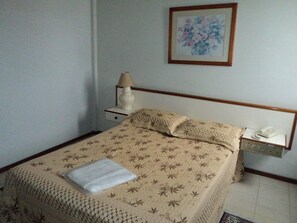 Minibar, desk, free WiFi, bed sheets