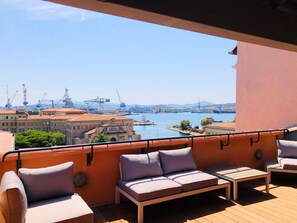 Terrace/patio - Hôtel L'Eautel Toulon Port (Toulon)