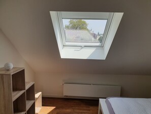 1 Schlafzimmer, Bügeleisen/Bügelbrett, Reisekinderbett, kostenloses WLAN