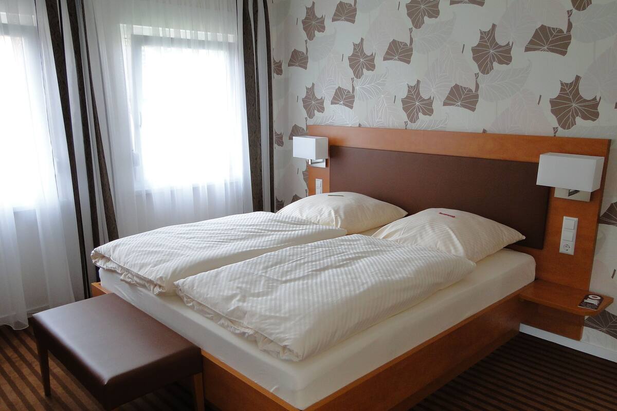 1 Schlafzimmer, Minibar, Zimmersafe, Schreibtisch