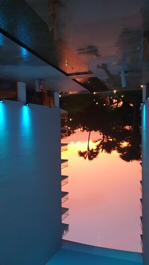 Enjoy breathtaking views of the ocean and palm trees from this stylish space.