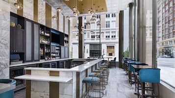 Bar (en la propiedad)