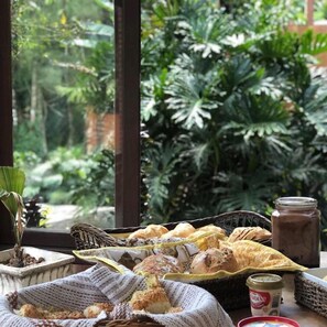 Desayuno continental incluido todos los días