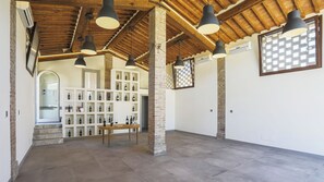 Interior - La Fonte Di Santa Regina 8, Emma Villas (Siena)