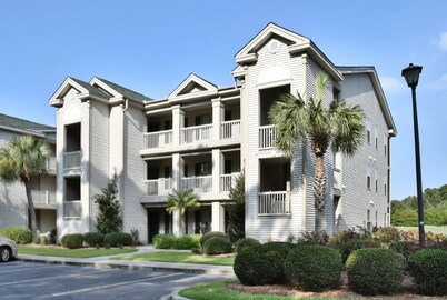 Beautiful updated 2 bd condo on True Blue golf course.  Minutes to everything!