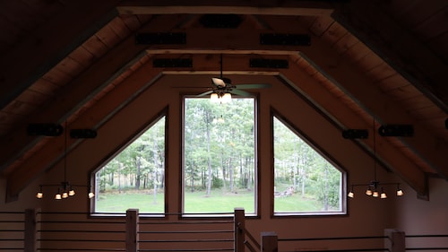 ENJOY this New Construction! Private! Rustic! Mollie Lake Cabin! No SMOKING/PETS