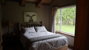 3 chambres, fer et planche à repasser, accès au Wi-Fi (inclus)