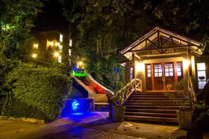 Front of property - Malkia Trees Lodge (Arusha)