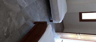 EXTREME VIEW cafe restaurant et CHAMBRES À LOUER