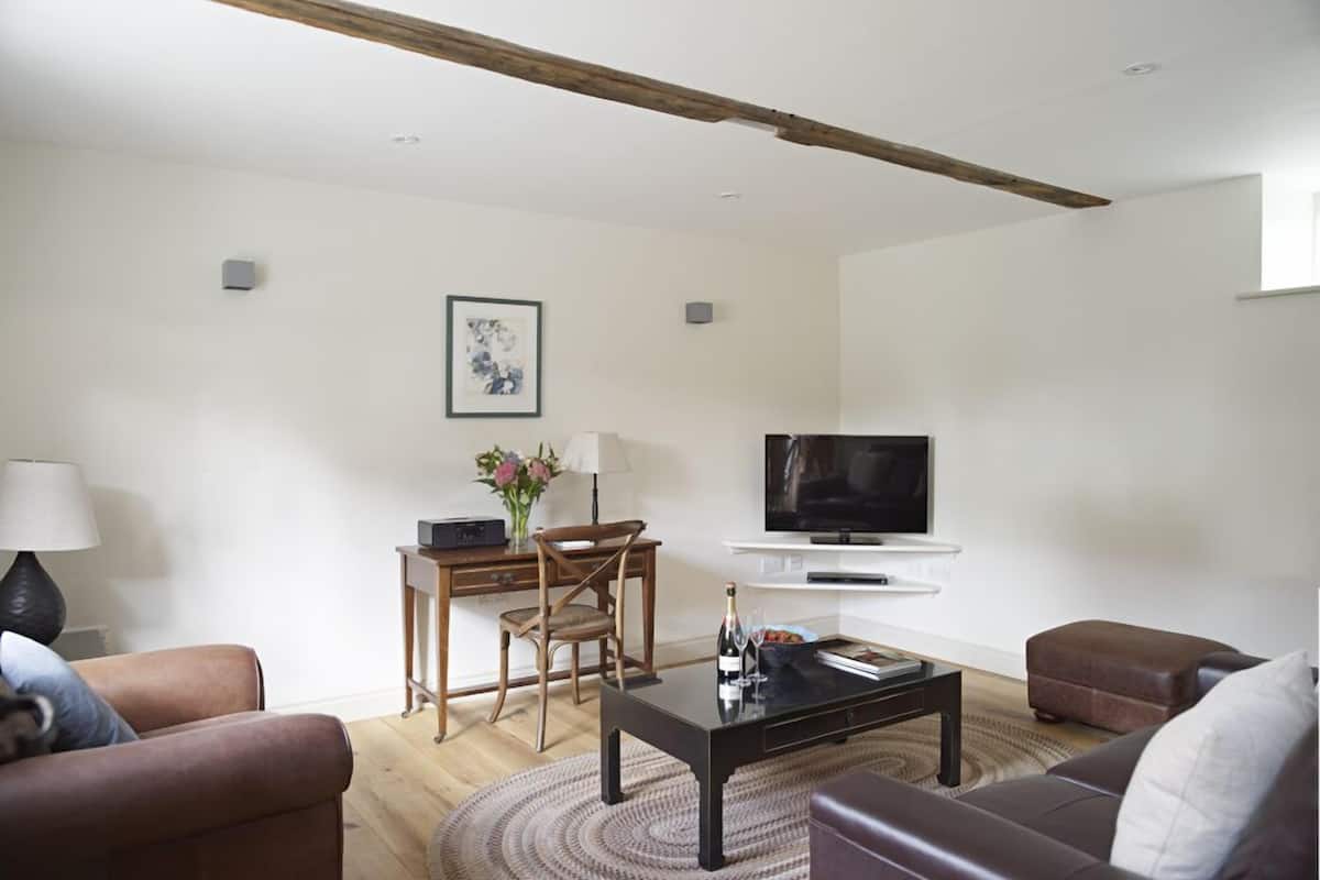 Cottage Romantis, ensuite, pemandangan kebun (Pear Tree) | Lounge