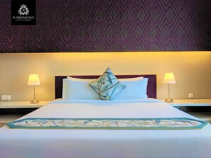 2 bedrooms, in-room safe, iron/ironing board, WiFi