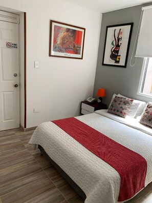 Double Room | Free WiFi, bed sheets