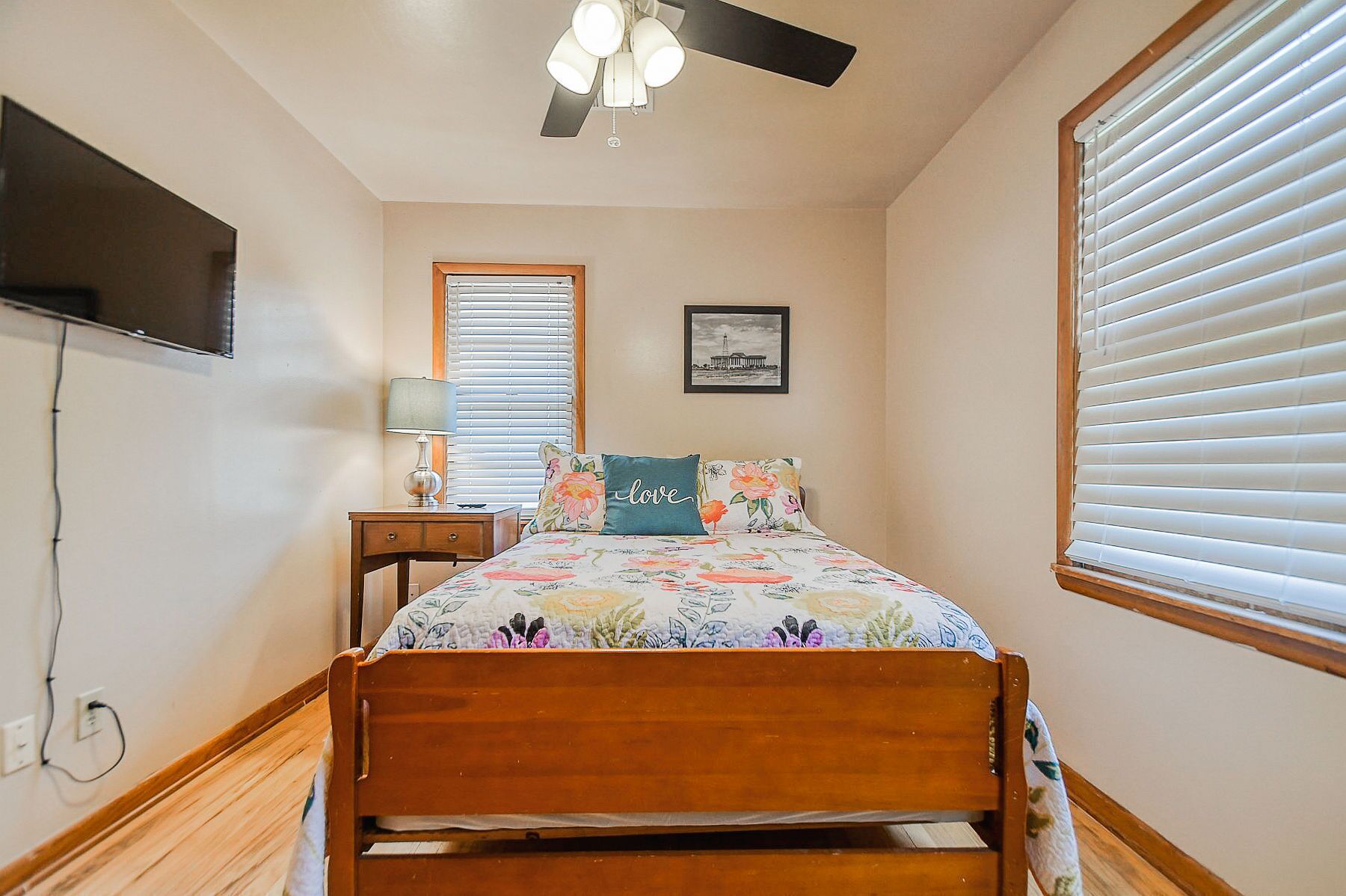 3 slaapkamers, een bureau, een strijkplank/strijkijzer, gratis wifi