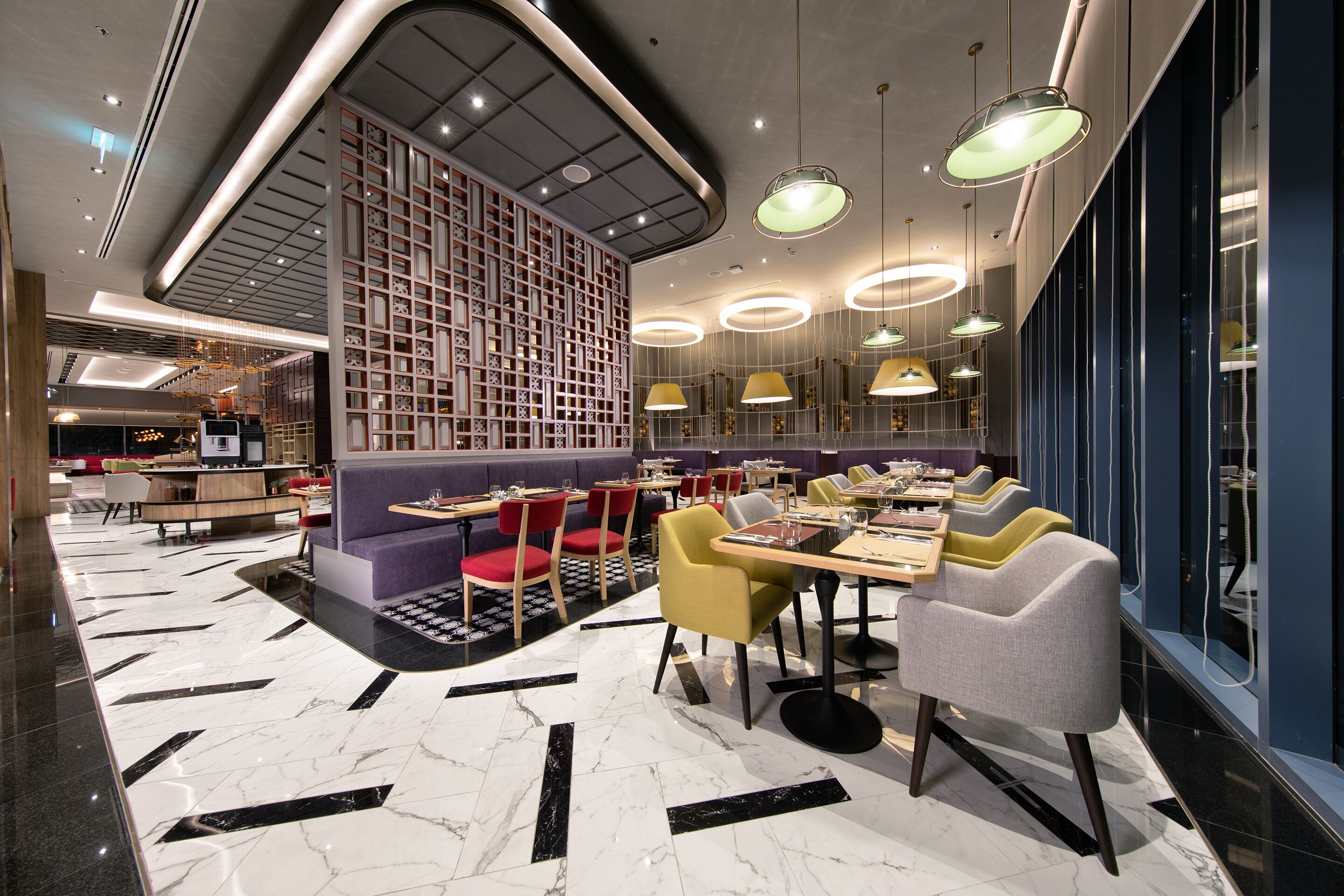 daily buffet breakfast (thb 494 per person)