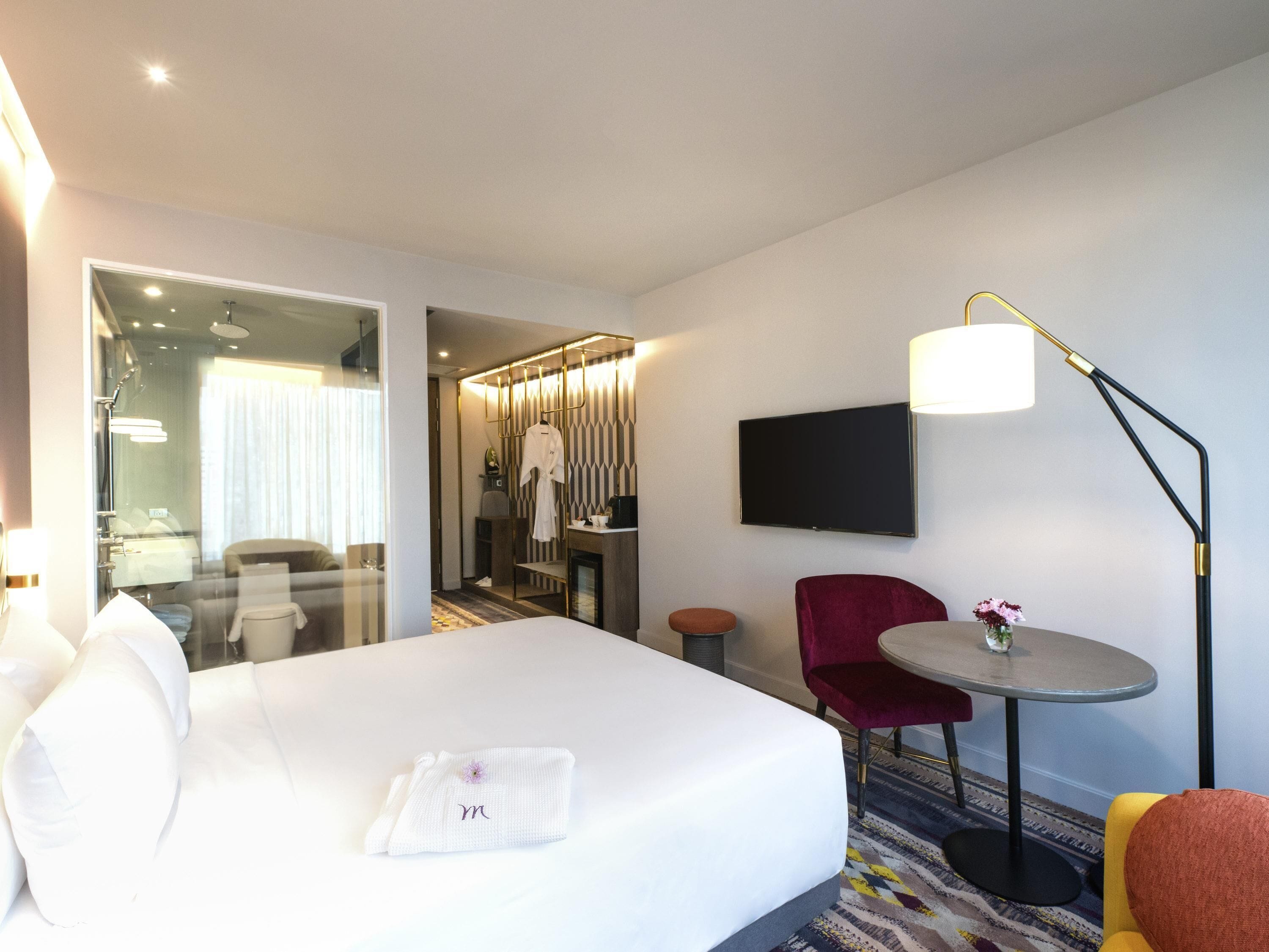 Deluxe Room, City View