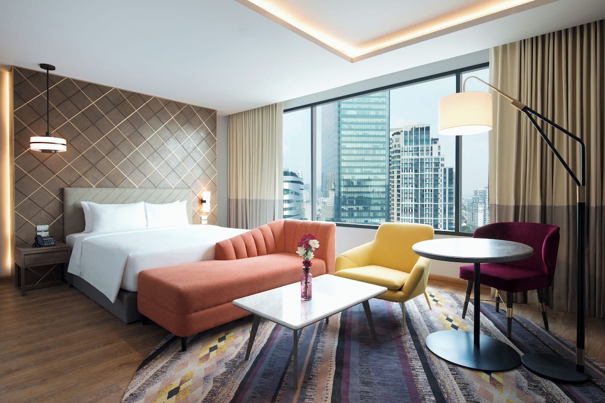 Deluxe Suite, 1 King Bed, City View | View from room