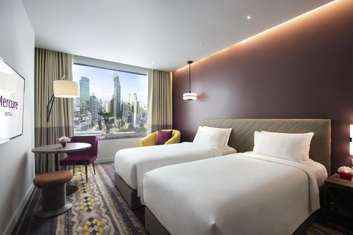 Superior Room, 2 Twin Beds | In-room safe, desk, laptop workspace, iron/ironing board