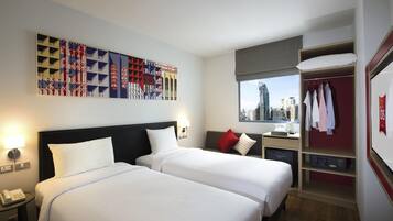Standard Room, 2 Single Beds | In-room safe, desk, free cots/infant beds, free WiFi