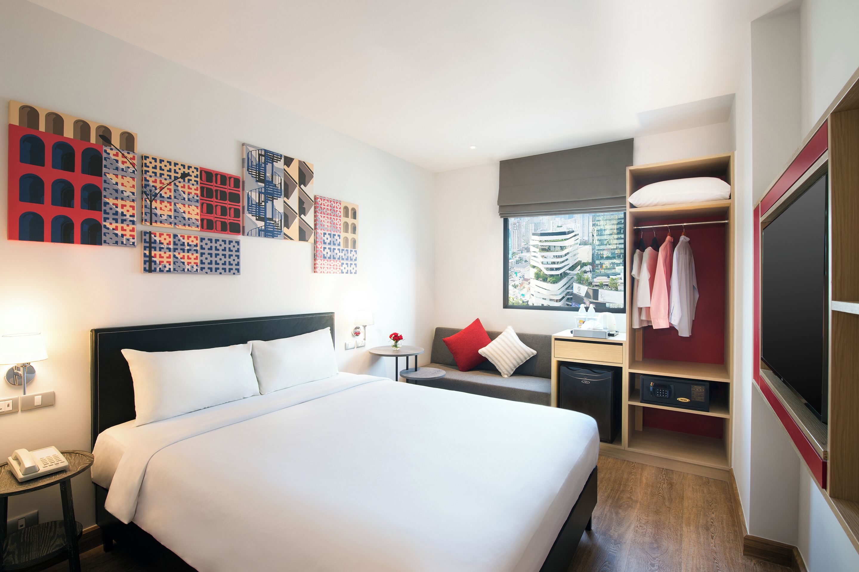 In-room safe, desk, free cots/infant beds, free WiFi