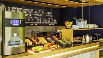 Daily buffet breakfast for a fee