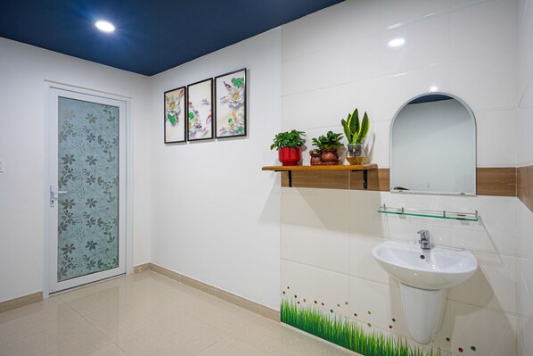 숙박 시설 입구