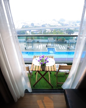 Signature Suite, 1 Queen Bed with Sofa bed, Kitchen, Pool View | Balcony view - MLH Deluxe Studio Suites @ Landmark Residence (Cheras)