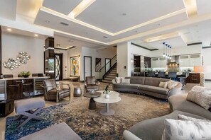 Smart TV, fireplace, video games, DVD player - Fab Villa Near Disney w Arcade, Theater, Game Loft & Bar, Huge Balcony, Spa Pool (Four Corners)