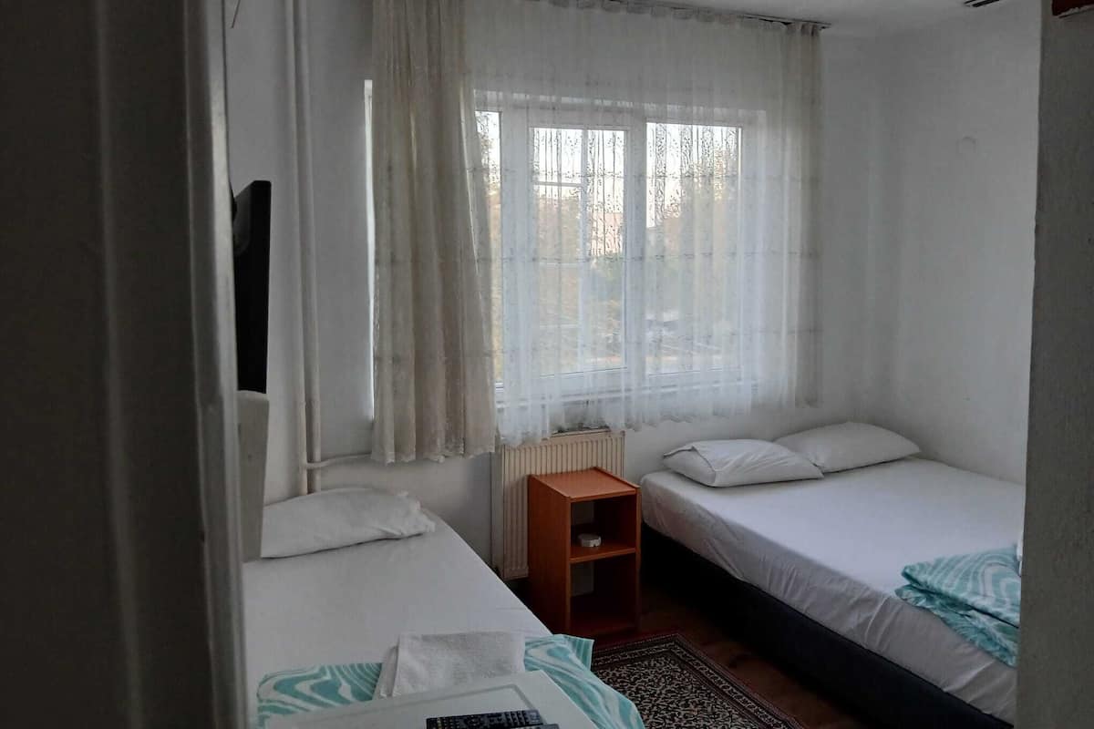 Phòng dành cho gia đình | Truy cập Internet không dây miễn phí, bộ trải giường