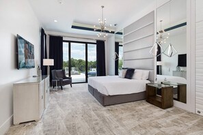 9 habitaciones, escritorio y tabla de planchar con plancha 