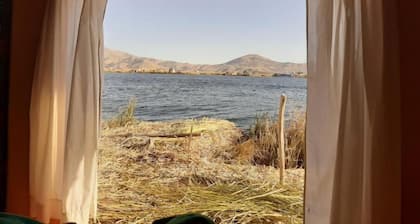 Uros lodging & Experience