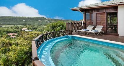 Charming cottage located in Cap Estate - Orchid Cottage