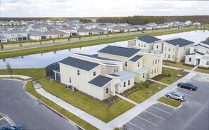 Exterior - Epic Lake View Pool Spa Game Room and Resort 2887 (Kissimmee)