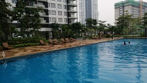 Outdoor pool - Sentul Village Milton Home by Enjoy (Kuala Lumpur)