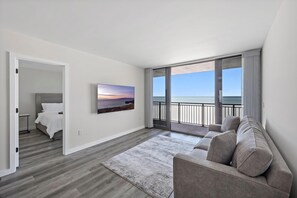 2 chambres, fer et planche à repasser, draps fournis